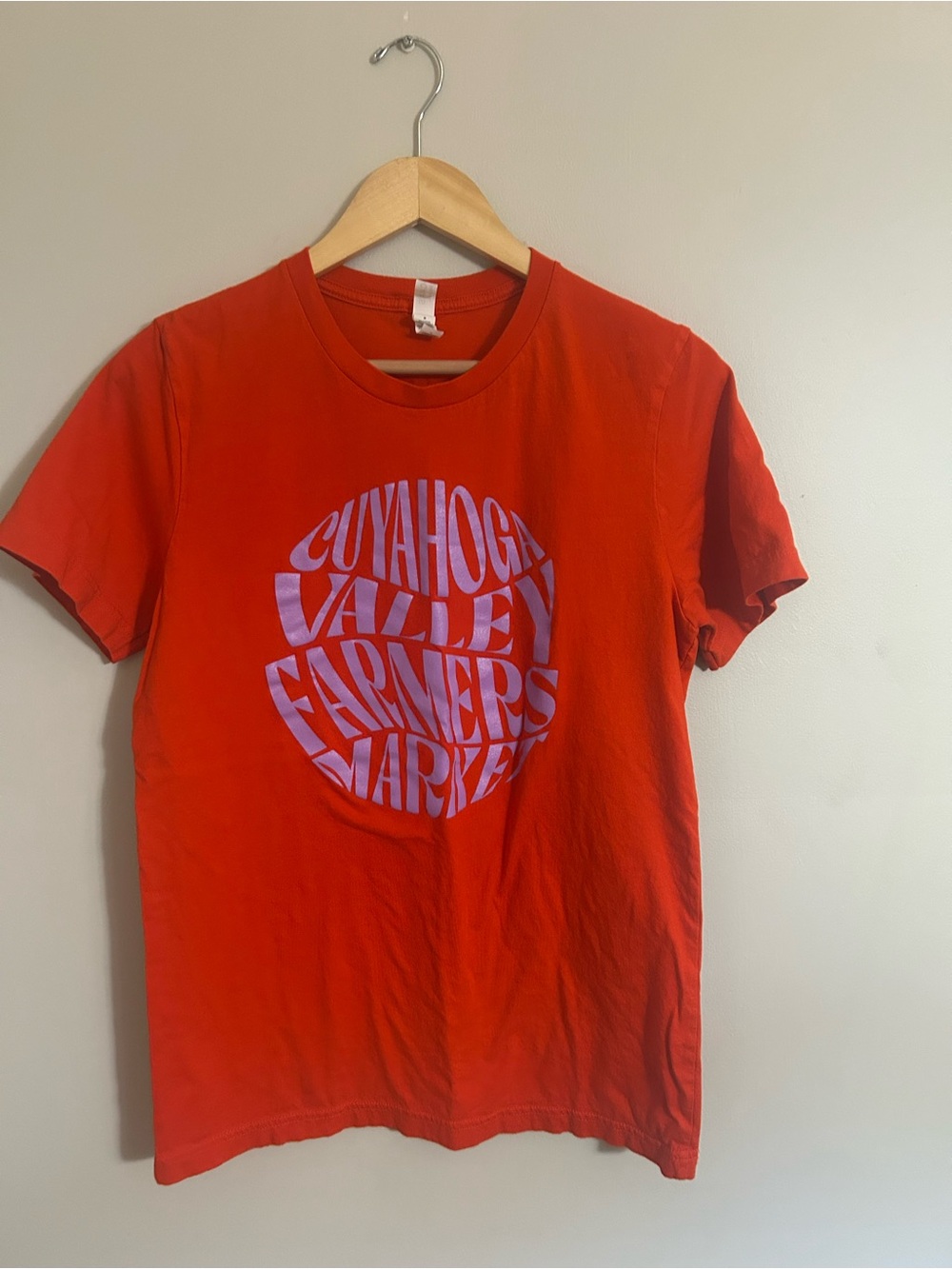 Red 'Cuyahoga Valley Farmers Market' Graphic T-Shirt